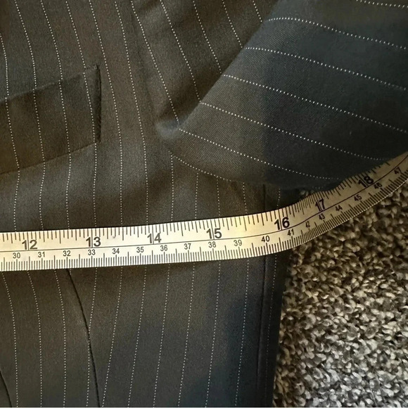 Bergdorf Goodman Donna Karan Essentials Women’s Blazer Size 2 - Picture 4 of 7